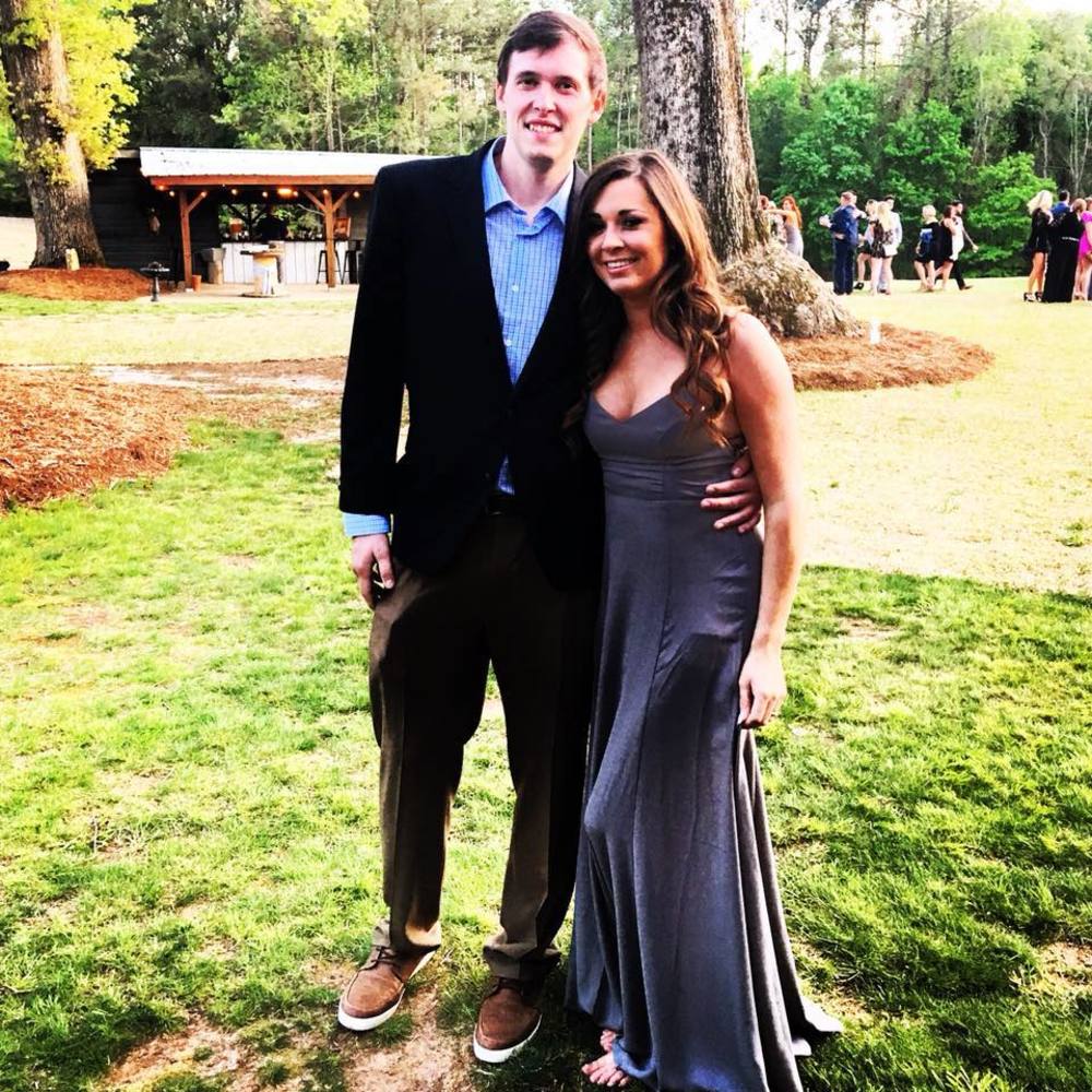 Meet your Posher, Claudia